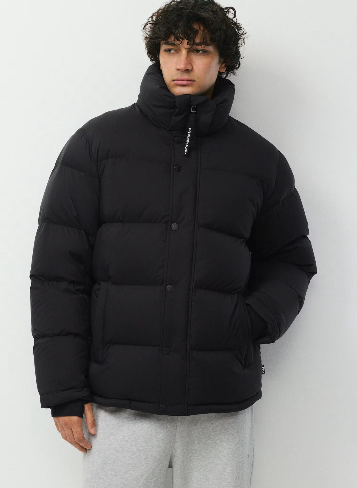 Aritzia 男生 Superpuff 五格真羽絨外套 800 - 霧面黑 - Black