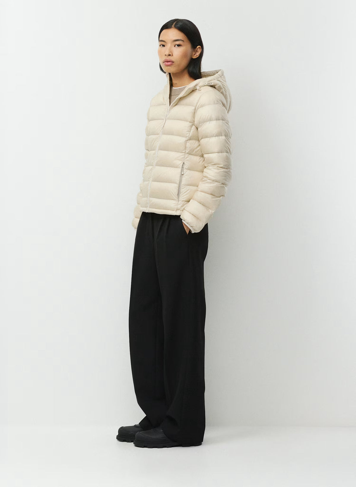 Aritzia 女生 Superpuff 好收納真羽絨外套 800 - 珍珠白