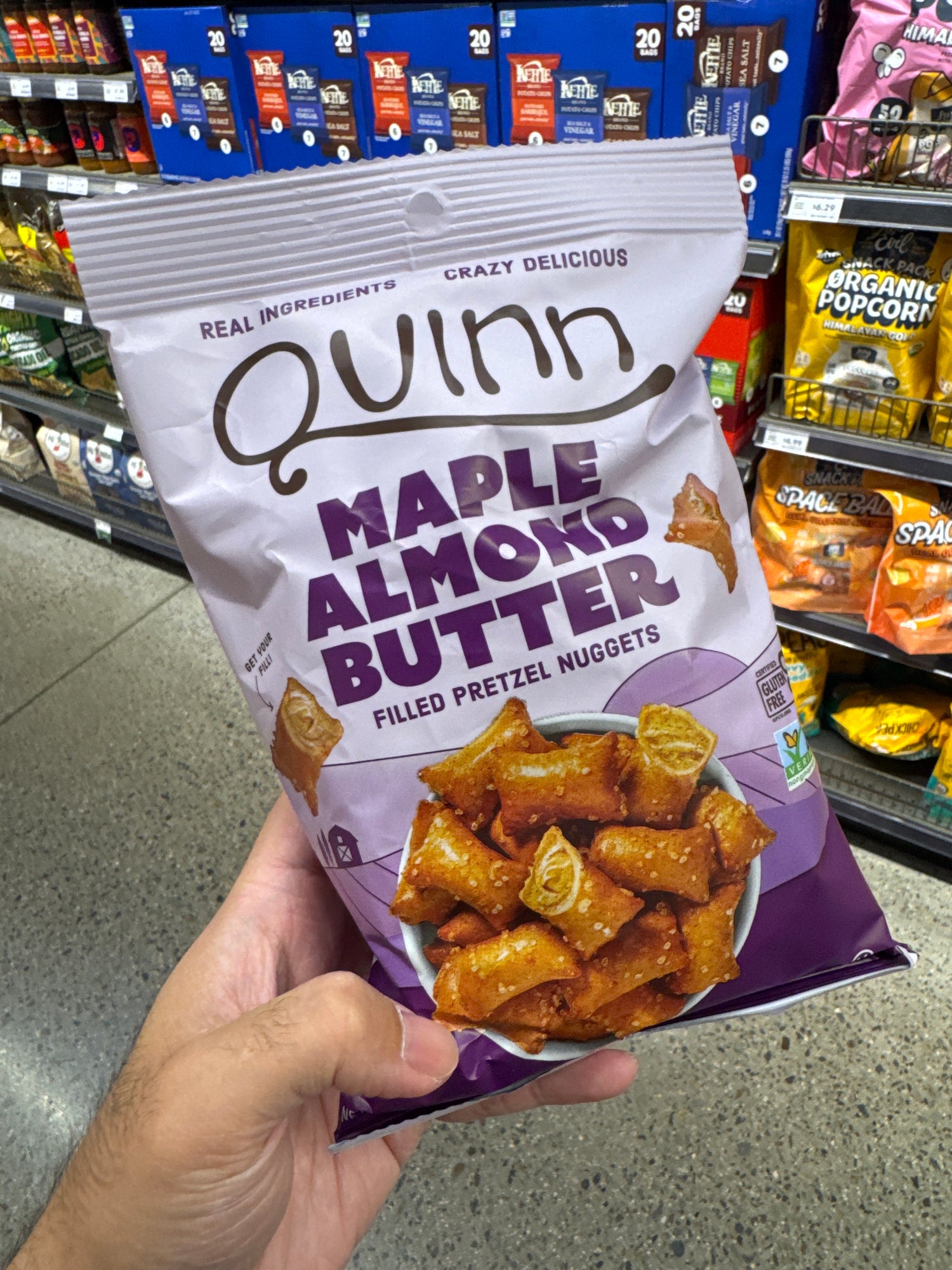 Wholefood Quinn 楓糖杏仁蝴蝶餅