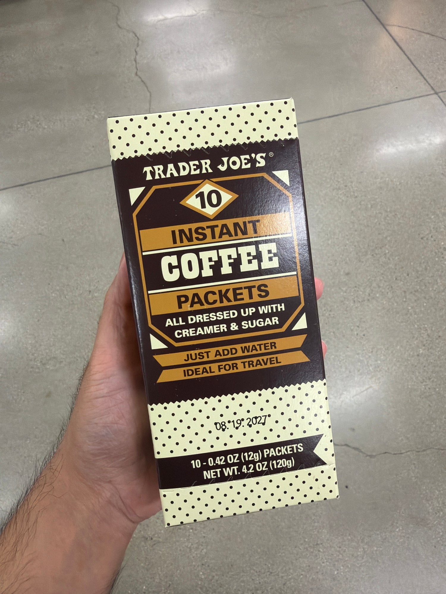 TJ 即溶咖啡 內有10包[已有糖跟奶精]