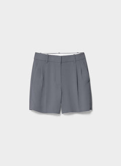 Aritzia Effortless 短褲 - midthigh